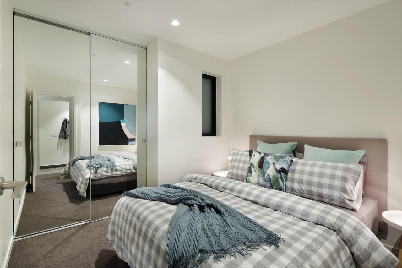 Experience Platinum Hotel Apartments Melbourne Exteriör bild